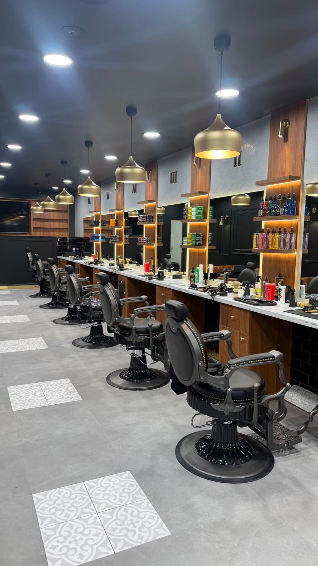 Inside Empire Cuts Moggill